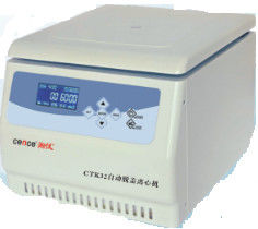 เครื่องมือตรวจสอบในอุดมคติของโรงพยาบาลเปิดเครื่องหมุนเหวี่ยงอุณหภูมิคงที่โดยอัตโนมัติ CTK32