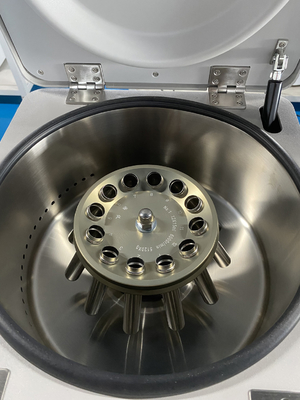 เครื่องหมุนเหวี่ยงความเร็วต่ำ Cence L600-A 6000rpm 12x15ml Angle Rotor