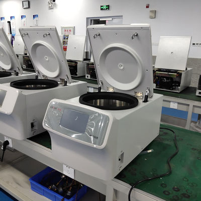 เครื่องหมุนเหวี่ยงความเร็วสูงแบบแช่เย็น พร้อมความเร็วสูงสุด 17500 รอบต่อนาที แรงเหวี่ยงหนีศูนย์กลางสูงสุด 29302xg และความจุ 4x100 มล.